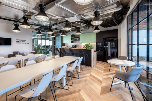 Cafeteria & Relaxation Zones